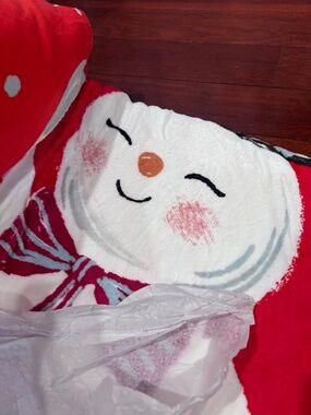 Hallmark 2024 Snowman Red Christmas Holiday Throw Blanket 50" x 60"